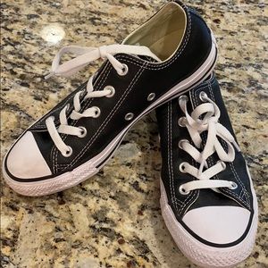 Black leather Converse All Star